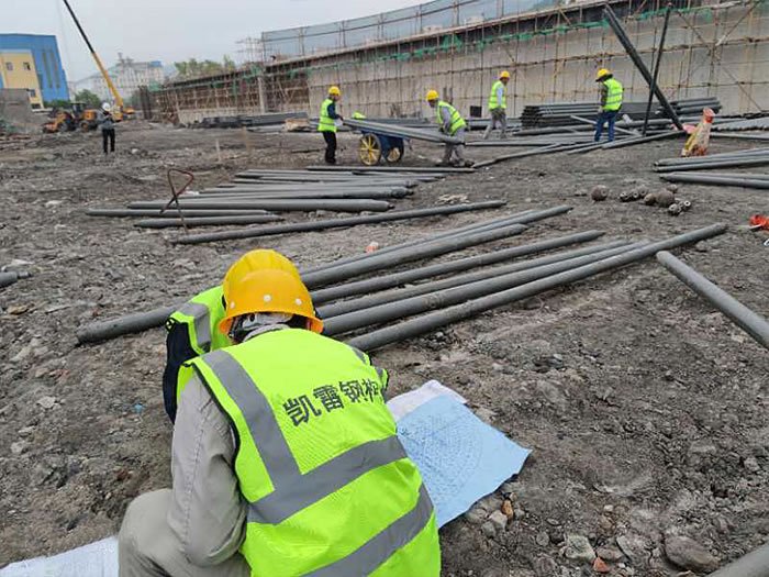 郑州螺栓球网架结构